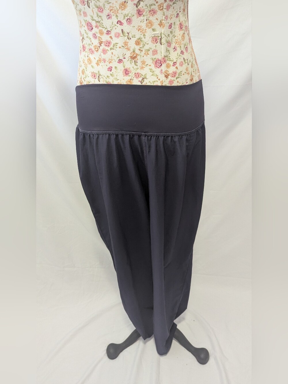 Lululemon High-Waist Dark Plum Pants Size 12